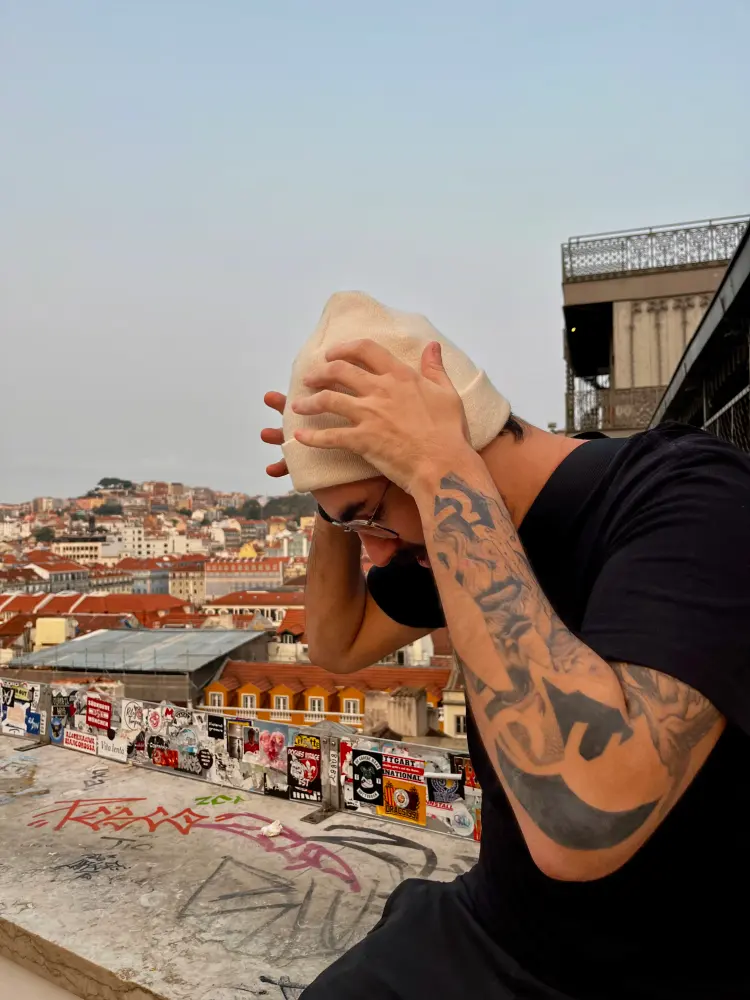 Portrait of Evaldo at a Lisbon viewpoint.